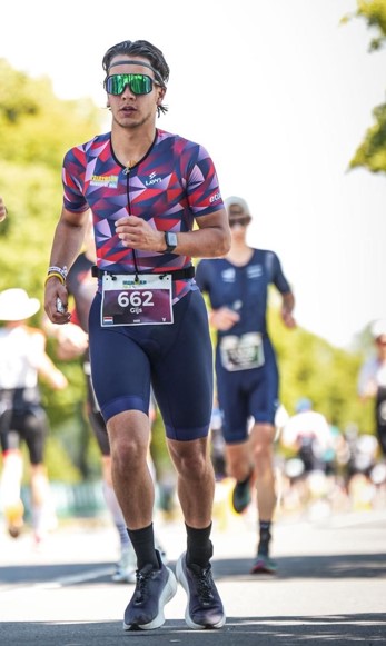 Loper – Gijs van Iwaarden